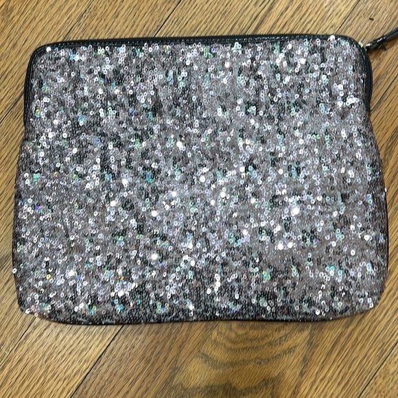 Nine West evening sequence evening bag with plenty of space to fit everything - Picture 3 of 6